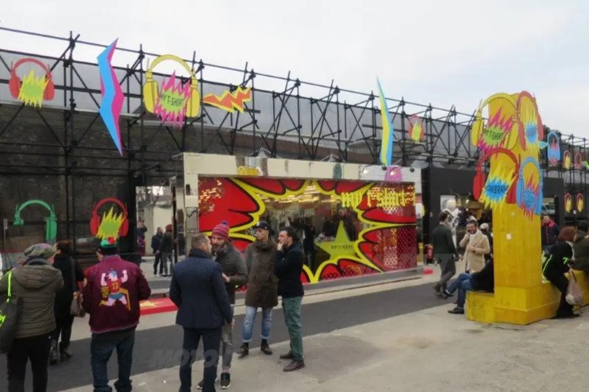 Moto ancora in passerella al Pitti Uomo di Firenze (25)