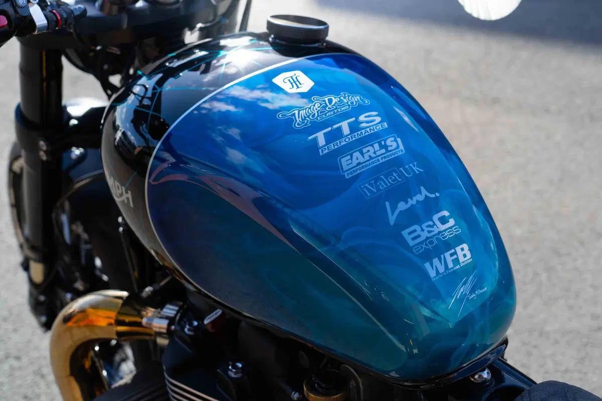 Una Triumph Bobber supercharged capace di 200 cv e 270 km/h (4)