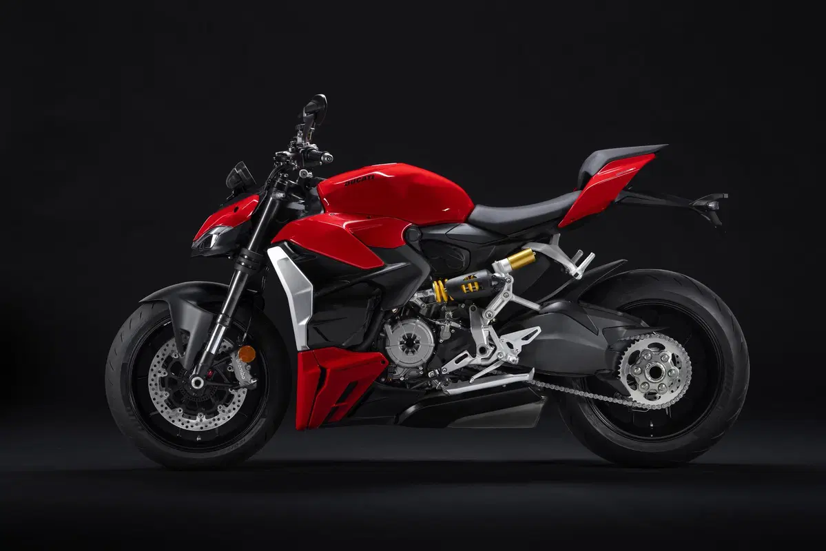 Ducati Streetfighter V2 e V4SP: dati, foto e prezzi (6)