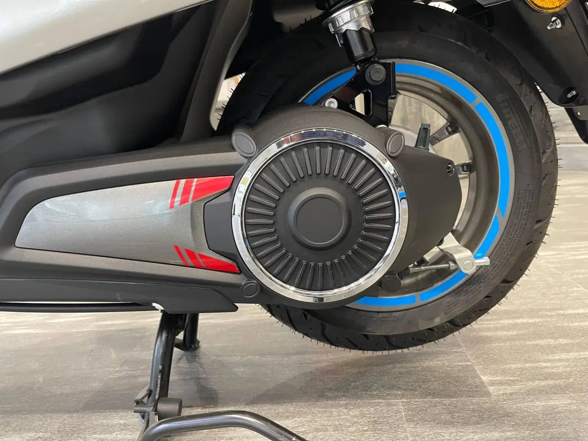 Vespa Vespa Elettrica 70 (2020 - 24) (5)