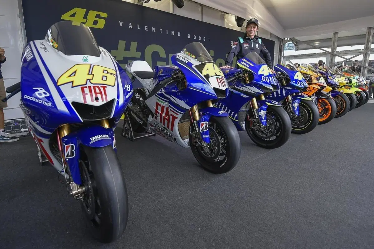 MotoGP 2021. Il GP di Valencia. Valentino Rossi: 'Che gusto aver portato tanti appassionati alle moto' (5)