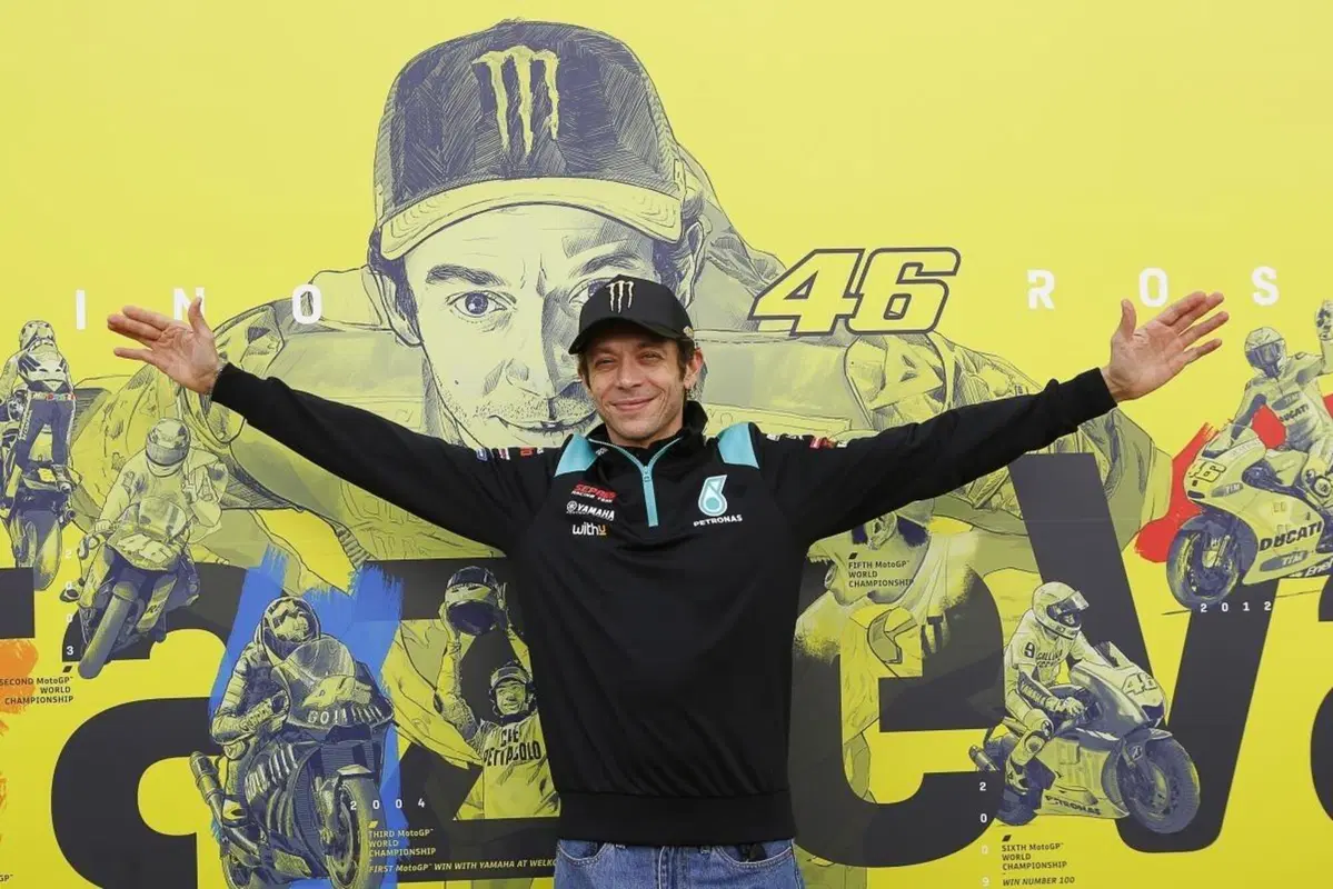 MotoGP 2021. Il GP di Valencia. Valentino Rossi: 'Che gusto aver portato tanti appassionati alle moto' (9)