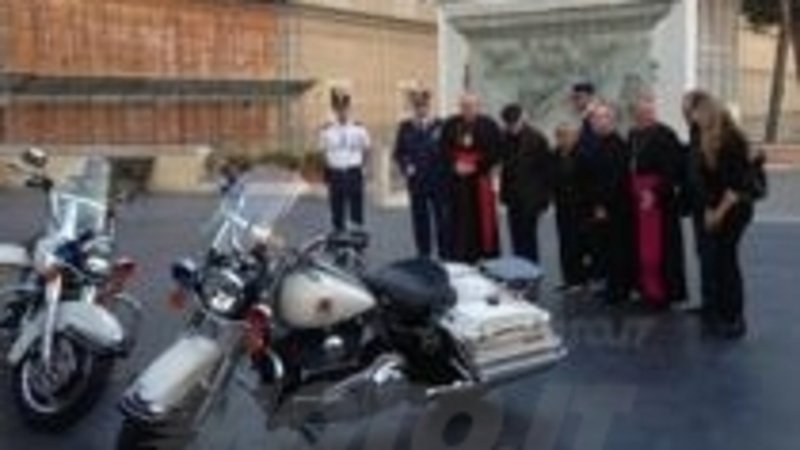 L&rsquo;Harley di Papa Francesco all&rsquo;asta da Bonhams