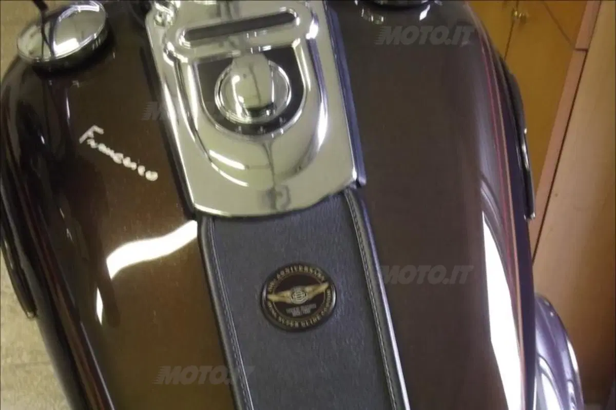 L’Harley di Papa Francesco all’asta da Bonhams (4)