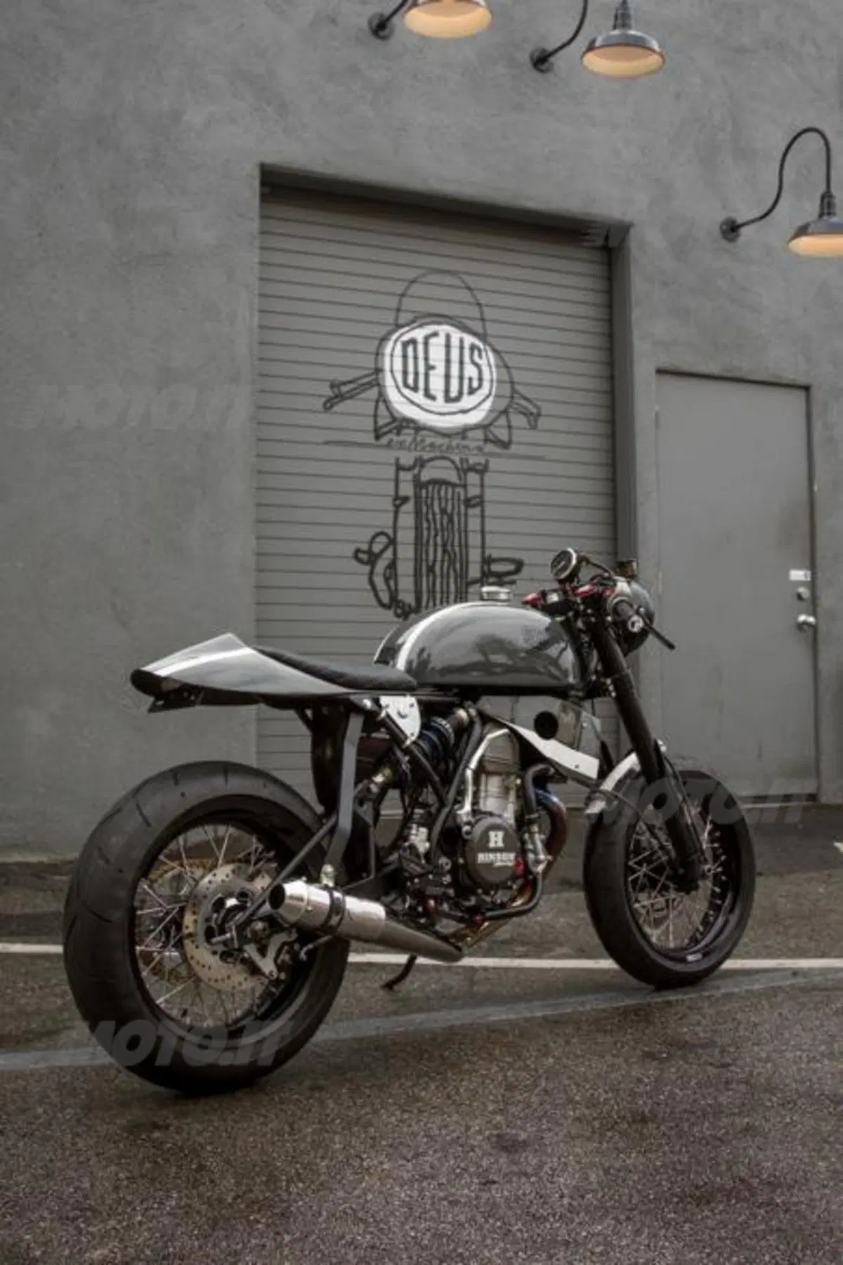 Deus ex Machina Sibling Rivalry (7)