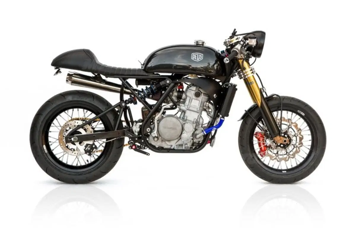 Deus ex Machina Sibling Rivalry (10)