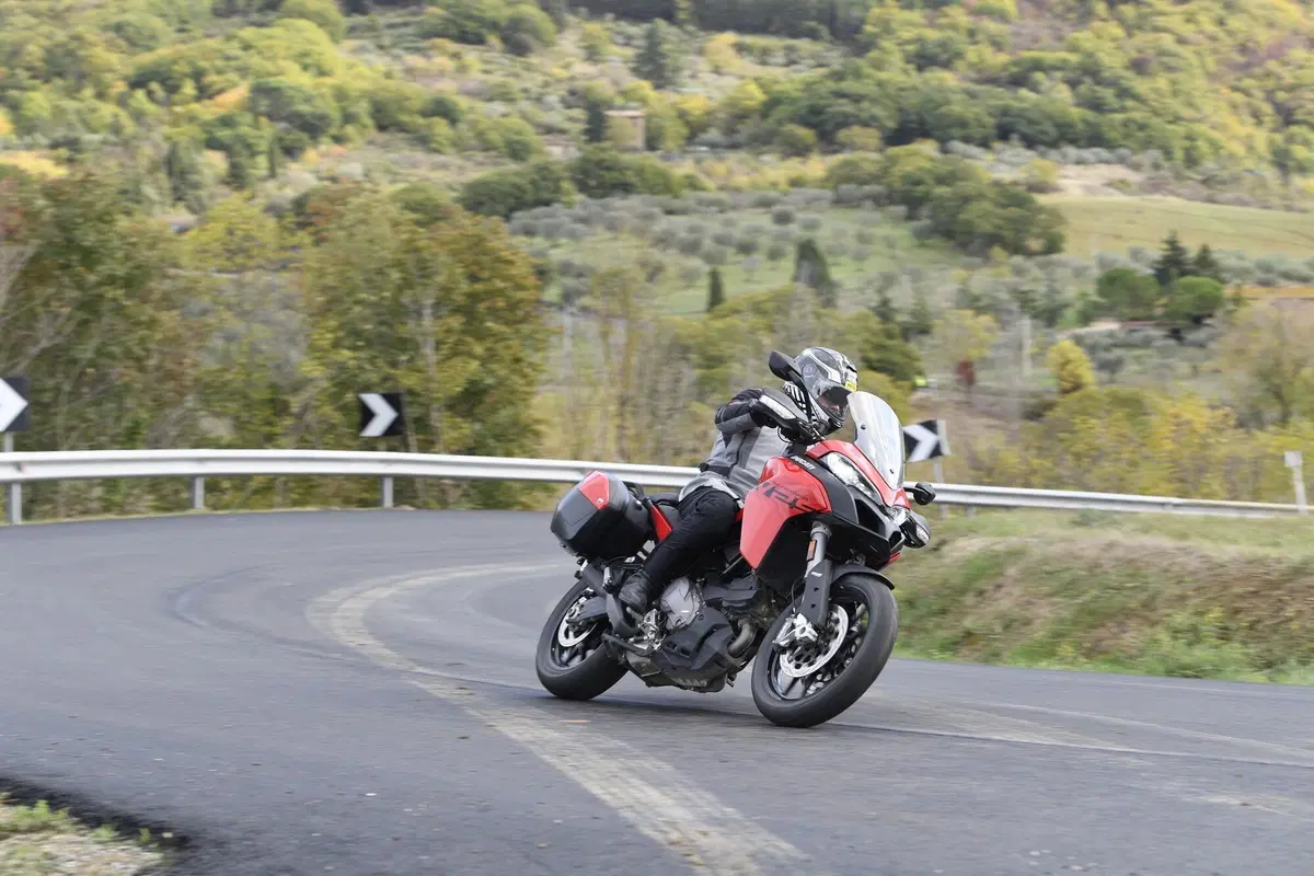 Ducati Multistrada V2 S: regina di equilibrio (5)