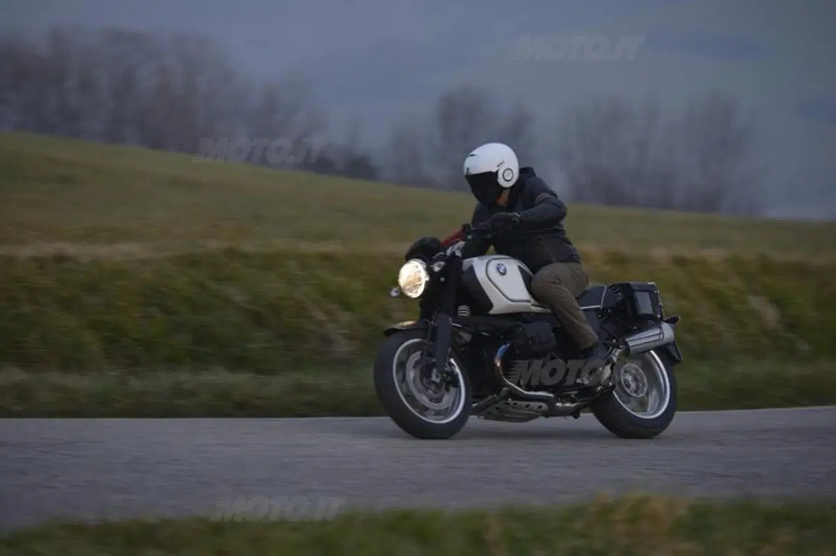 BMW Xrambler by Unit Garage: più curata dell’originale (6)
