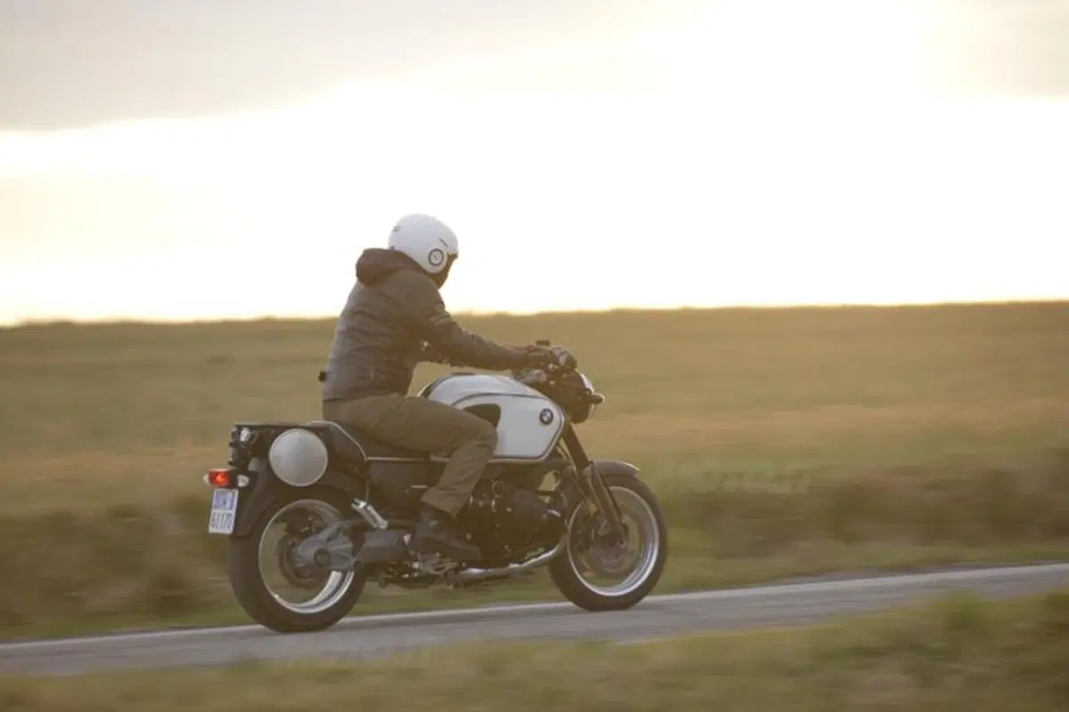 BMW Xrambler by Unit Garage: più curata dell’originale (7)