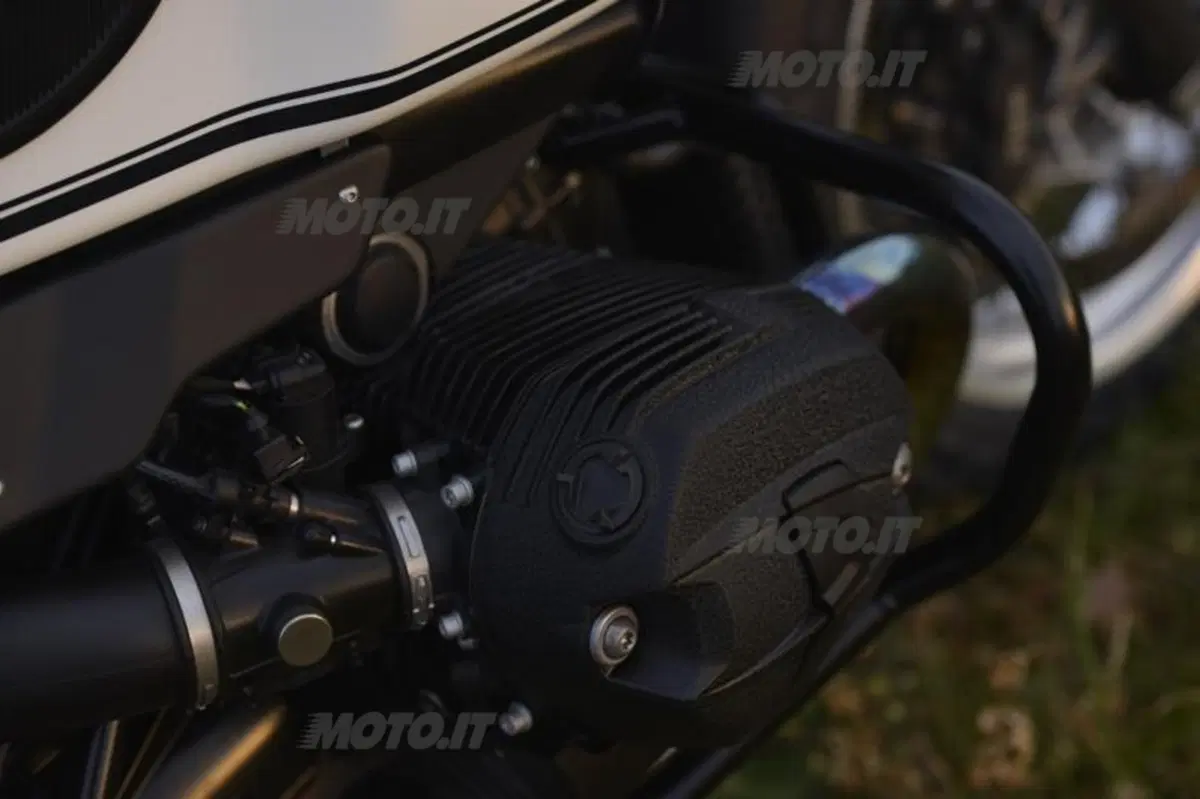 BMW Xrambler by Unit Garage: più curata dell’originale (26)