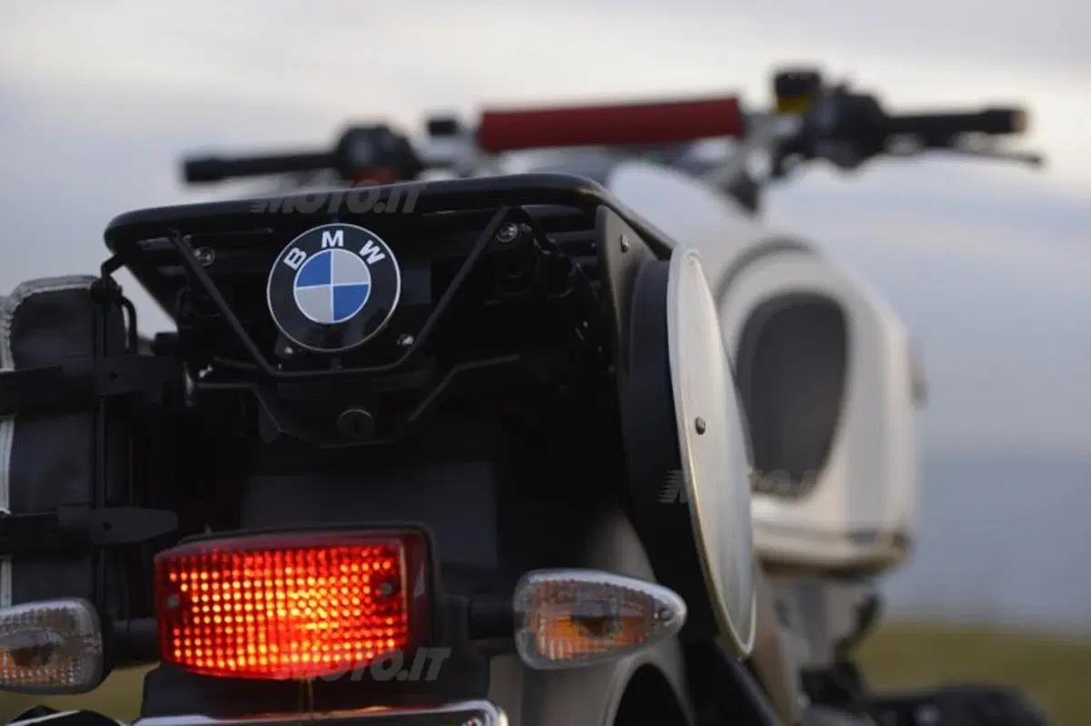 BMW Xrambler by Unit Garage: più curata dell’originale (29)