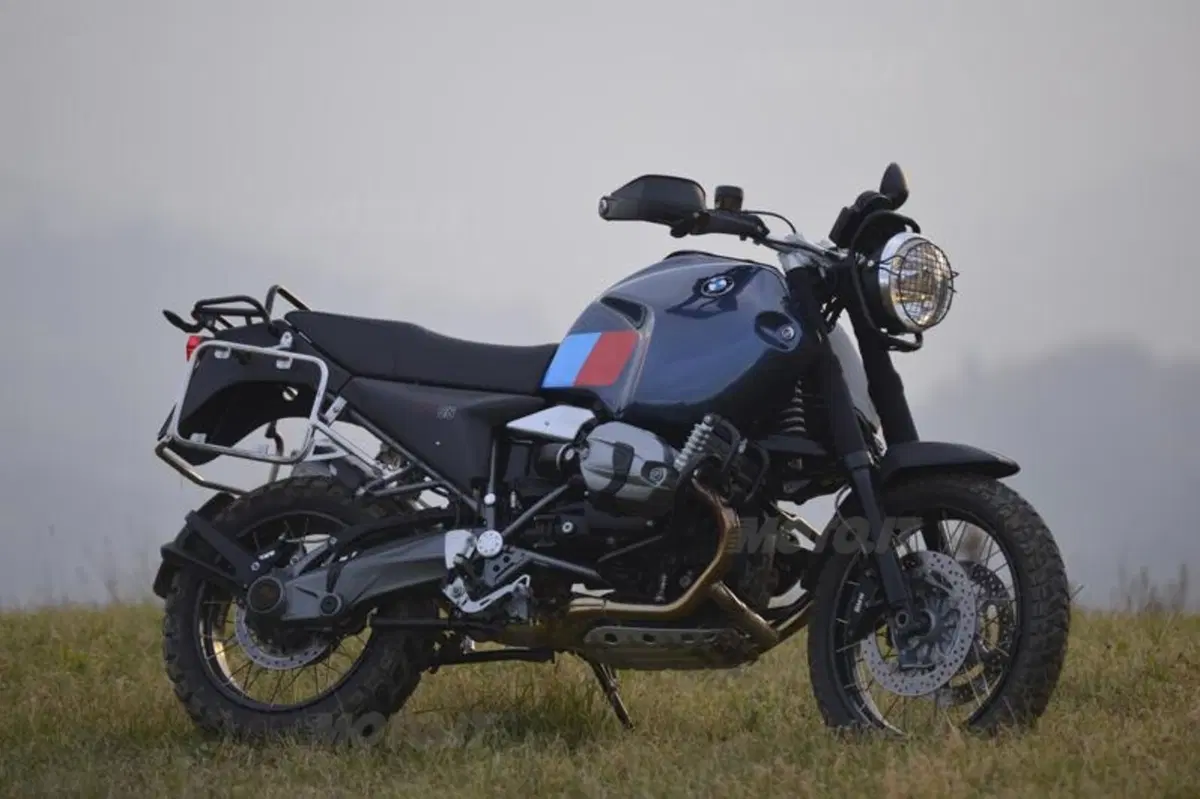 BMW R120 G/S, il kit di Unit Garage (12)