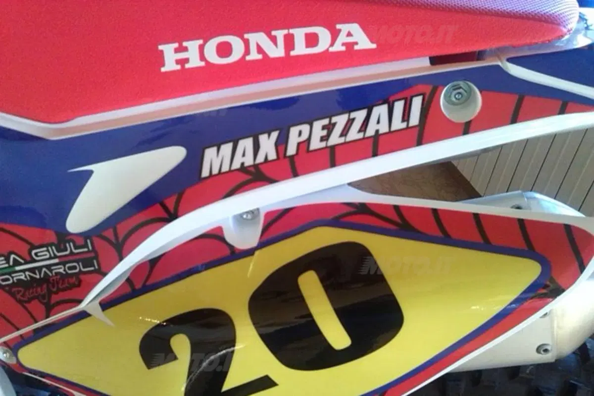 Max Pezzali e Alex Salvini insieme in una serata all'insegna dell'Enduro (2)