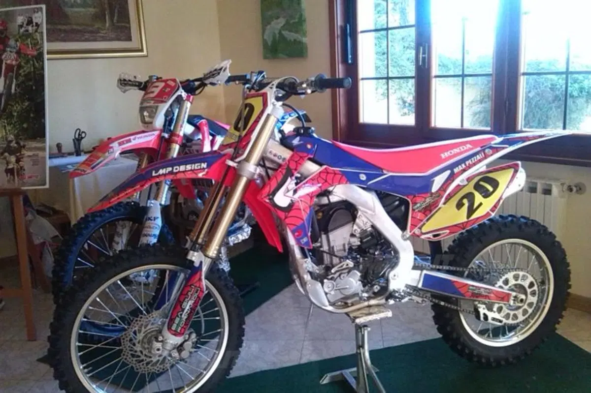 Max Pezzali e Alex Salvini insieme in una serata all'insegna dell'Enduro (3)