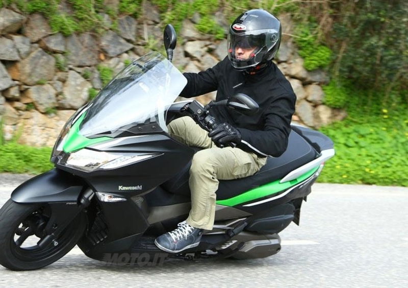 Kawasaki J300