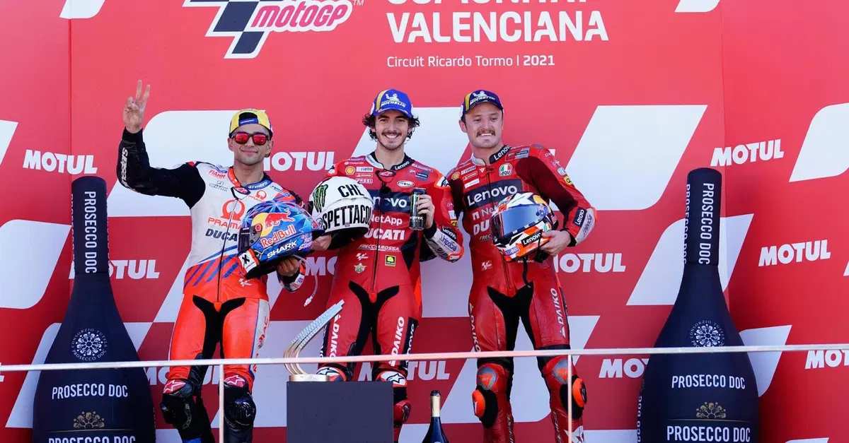 MotoGP 2021. Il GP di Valencia. Francesco Bagnaia: "Con un casco cos&igrave; si poteva solo vincere"