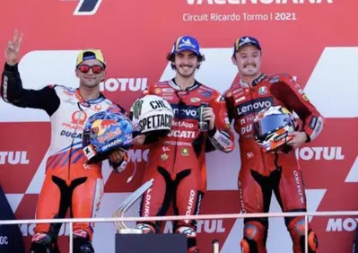 MotoGP 2021. Il GP di Valencia. Francesco Bagnaia: Con un casco così si poteva solo vincere