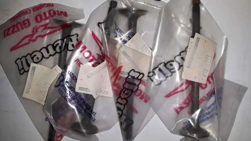 valvole IMOLA II Moto Guzzi