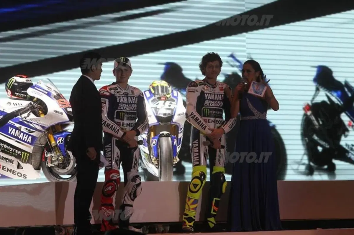 MotoGP. Svelate le nuove Yamaha M1 2014 (19)