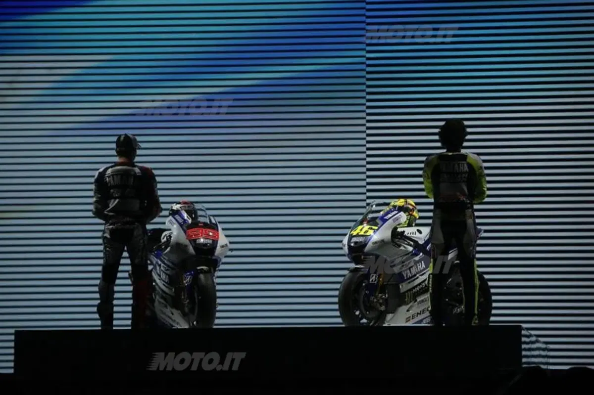 MotoGP. Svelate le nuove Yamaha M1 2014 (28)