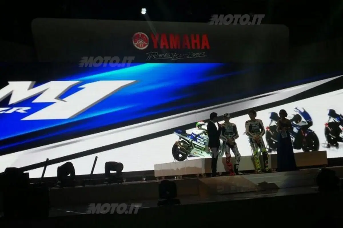MotoGP. Svelate le nuove Yamaha M1 2014 (32)