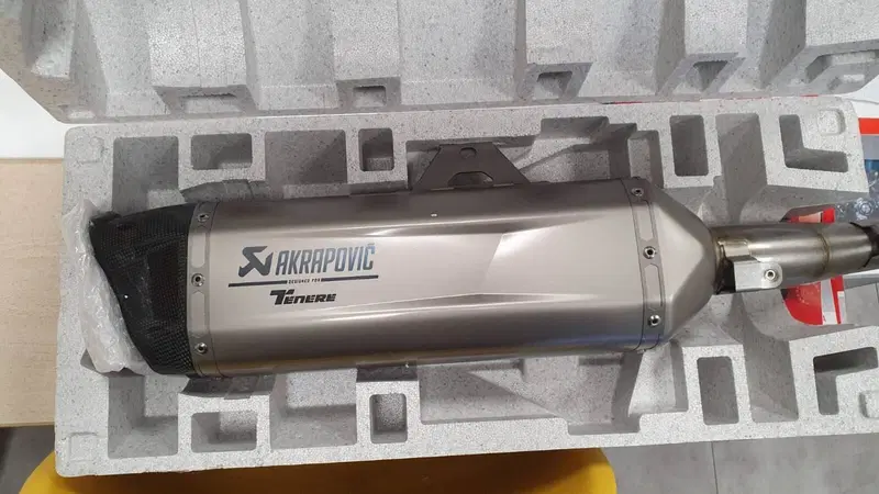 Akrapovic Tenere 700