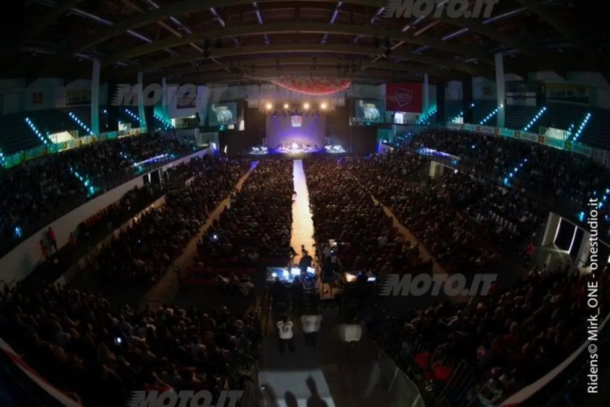 Più di 3.000 fan a Rimini per "Buon compleanno Sic" (2)