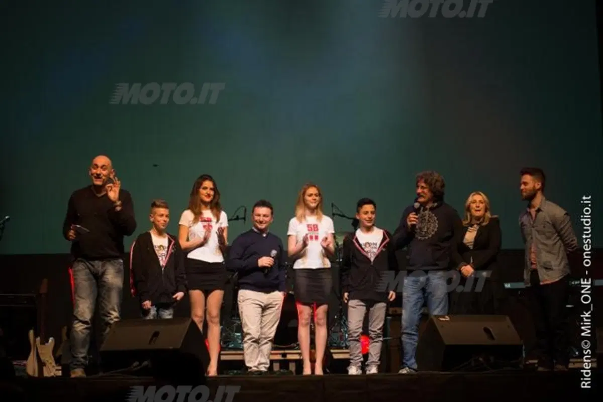 Più di 3.000 fan a Rimini per "Buon compleanno Sic" (3)