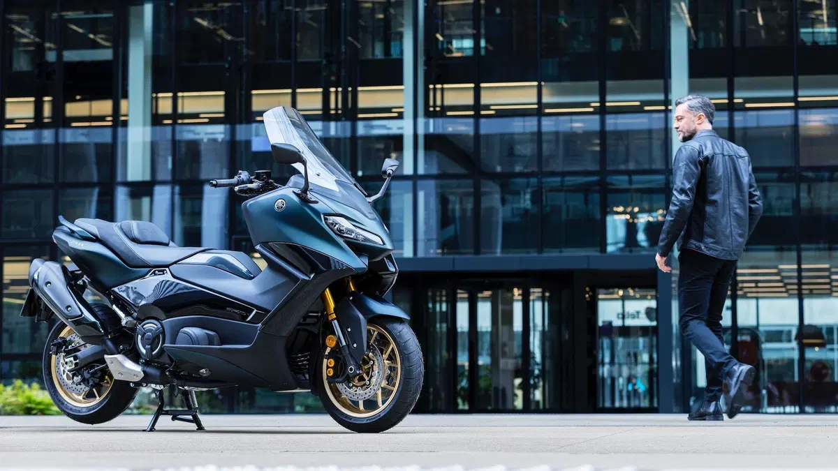 Nuovo Yamaha TMAX 560 2022, foto e dati (14)
