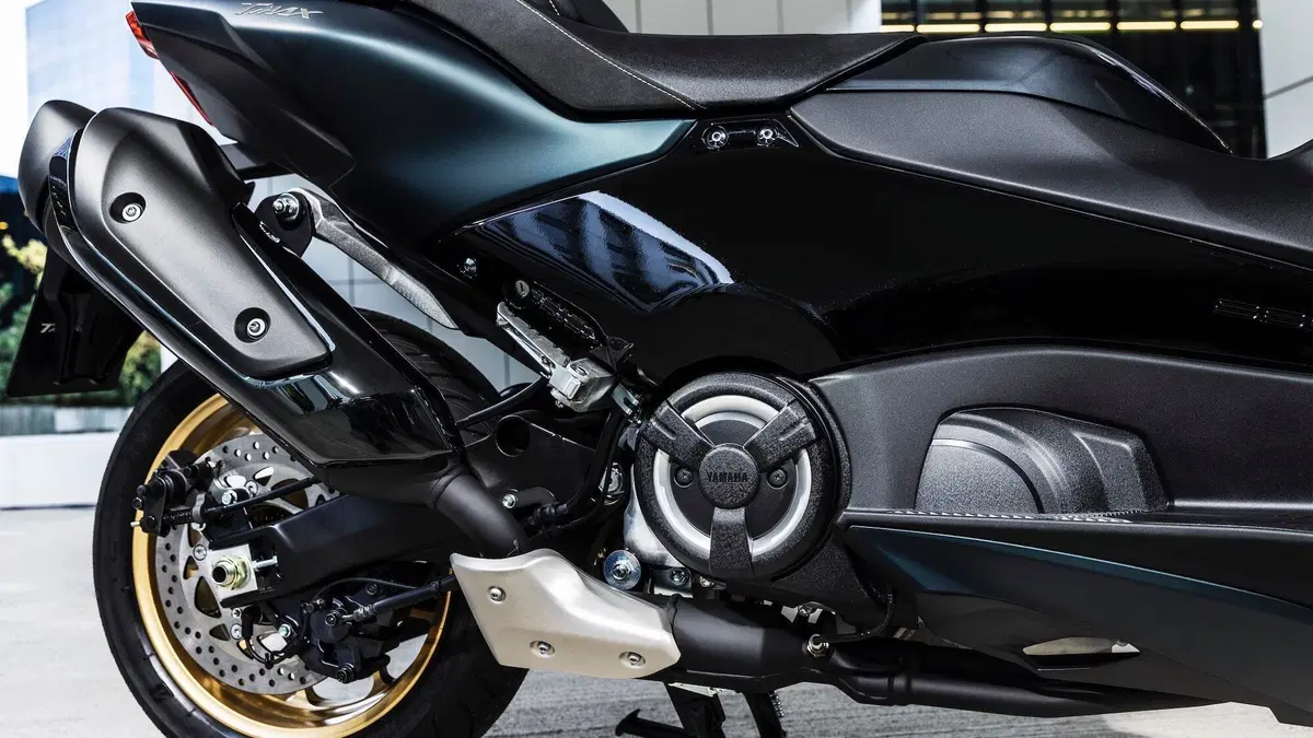 Nuovo Yamaha TMAX 560 2022, foto e dati (22)