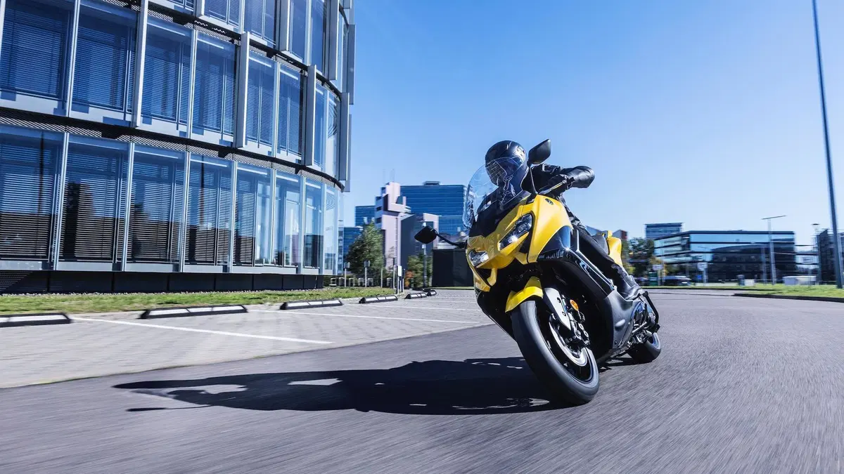 Nuovo Yamaha TMAX 560 2022, foto e dati (39)