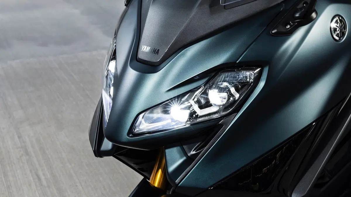Nuovo Yamaha TMAX 560 2022, foto e dati (38)