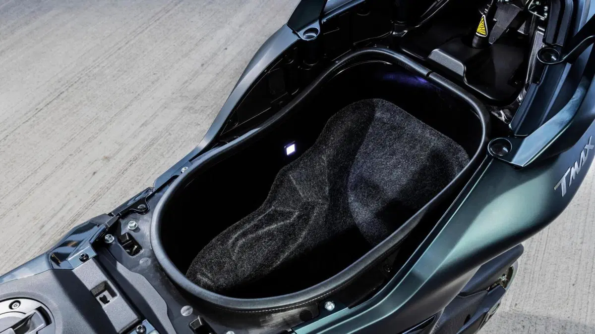 Yamaha T-Max 560 T-Max 560 Tech Max (2022 - 24) (12)