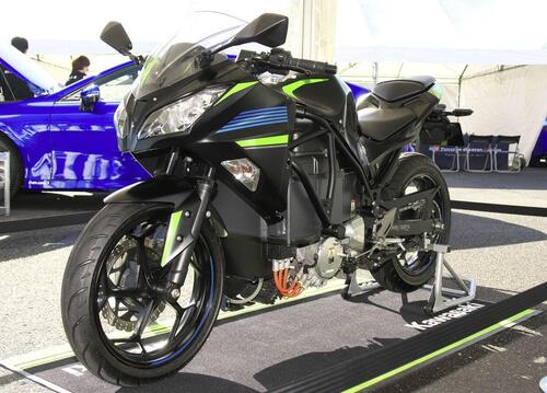 Kawasaki porterà a EICMA la sua prima moto elettrica? (3)