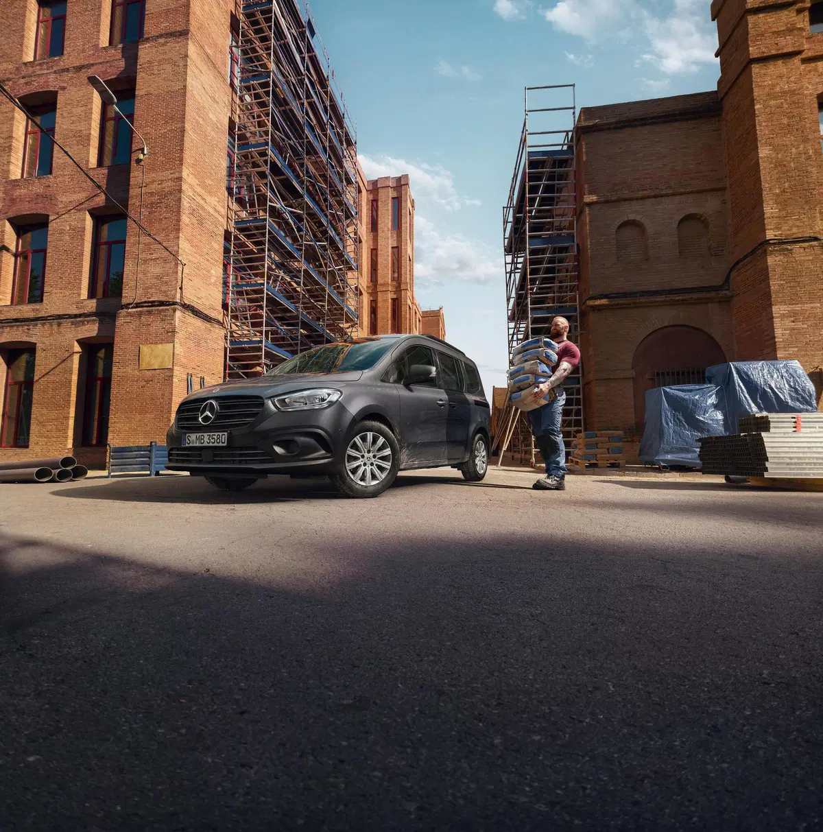 Per la prima volta Mercedes-Benz Veicoli Commerciali ad EICMA (2)