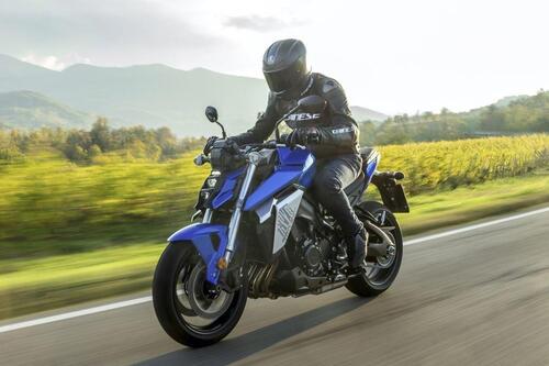 Suzuki a EICMA con la gamma 2022 e una novità inedita (5)