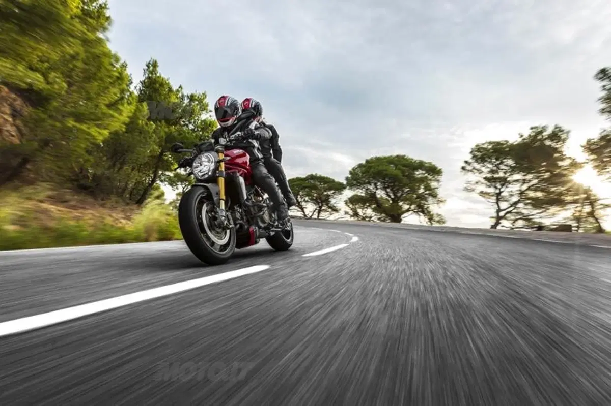 A marzo arriva nelle concessionarie la nuova Ducati Monster 1200 (2)