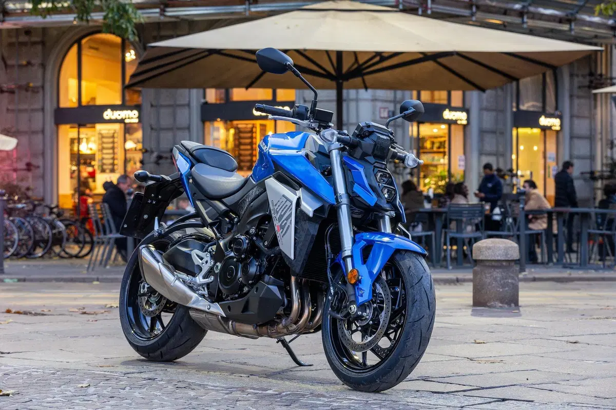 Suzuki GSX-S 950 TEST. Alternativa adulta (4)