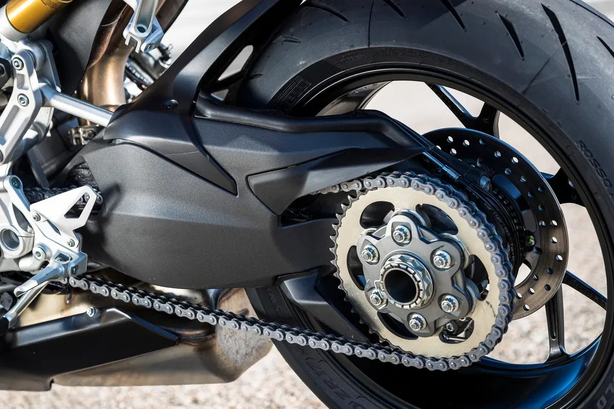 Ducati Streetfighter V2 (20)