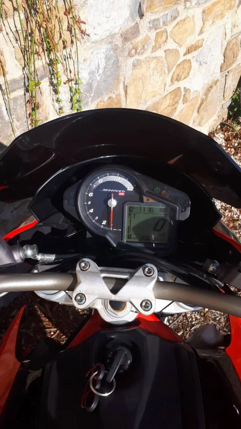 Aprilia Shiver 750 (2010 - 16) (13)