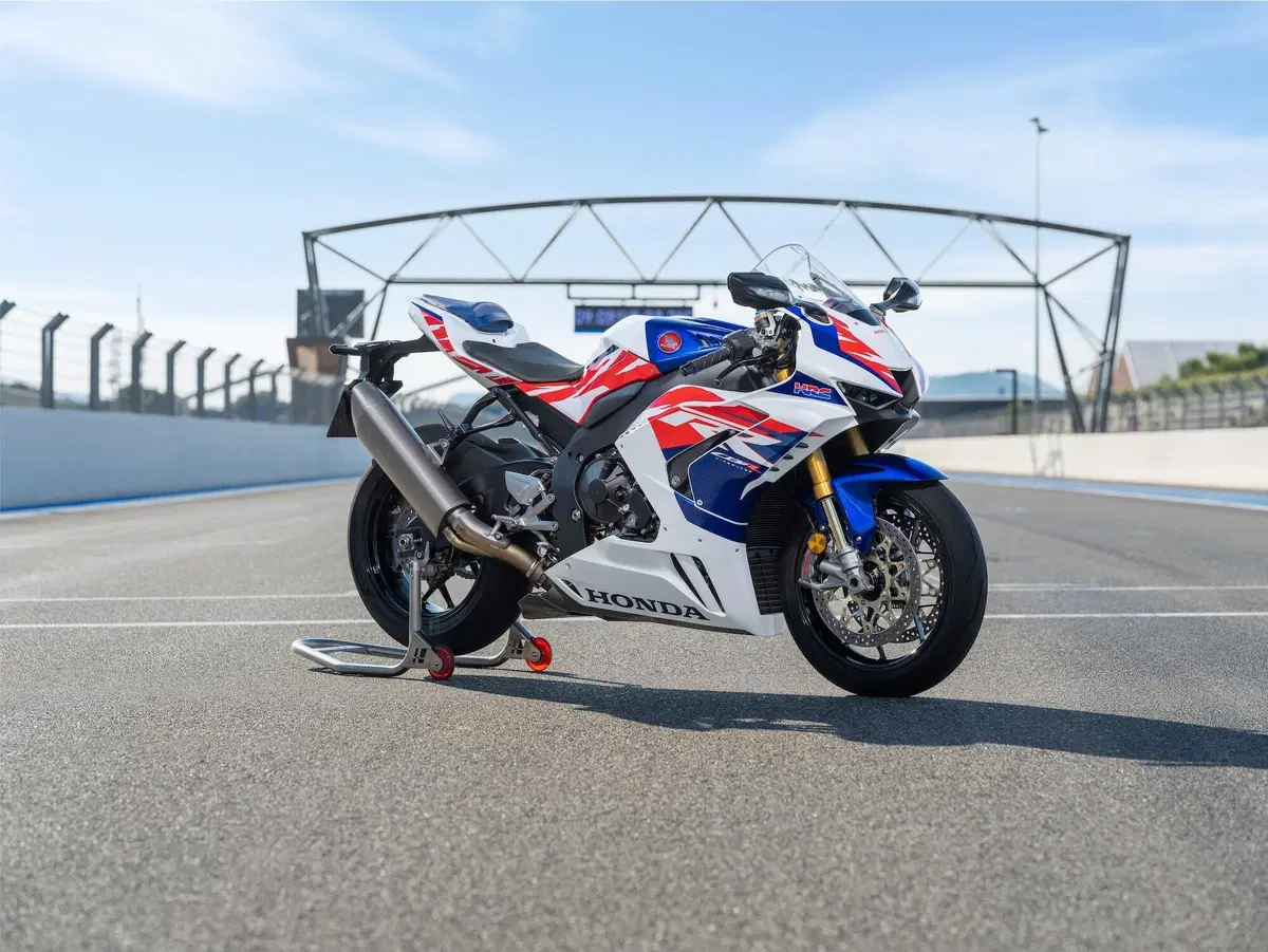 EICMA 2021, le novità: Honda CBR 1000RR-R Fireblade e Fireblade SP (2)