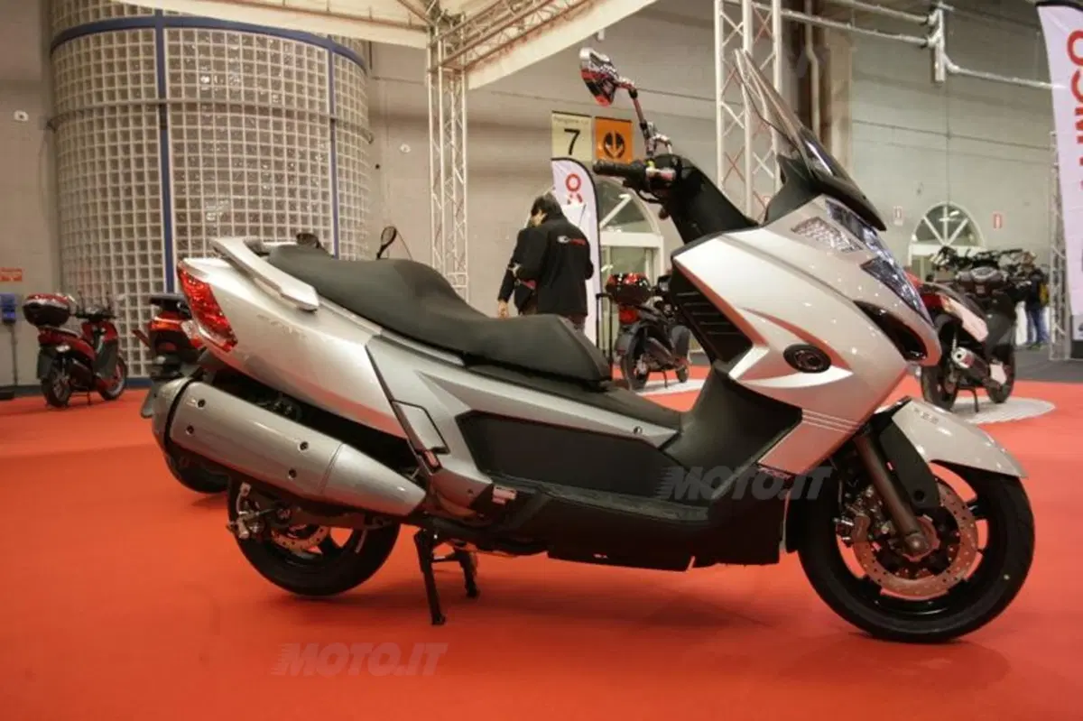Motor Bike Expo 2014. Kymco presente con tutta la gamma e il nuovo Agility R16+ (12)