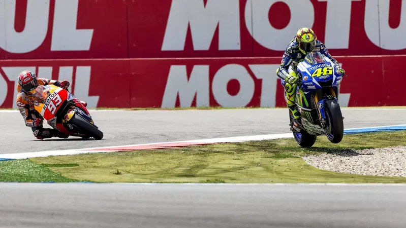 Jorge Lorenzo sul 2015: &ldquo;Ad Assen Marc Marquez ha deciso che Valentino Rossi non avrebbe vinto&rdquo;
