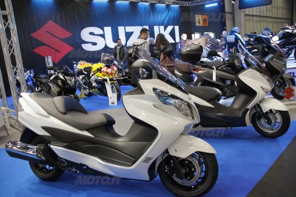 Motor Bike Expo. Suzuki protagonista con V-Strom 1000 e Intruder 1800 (4)