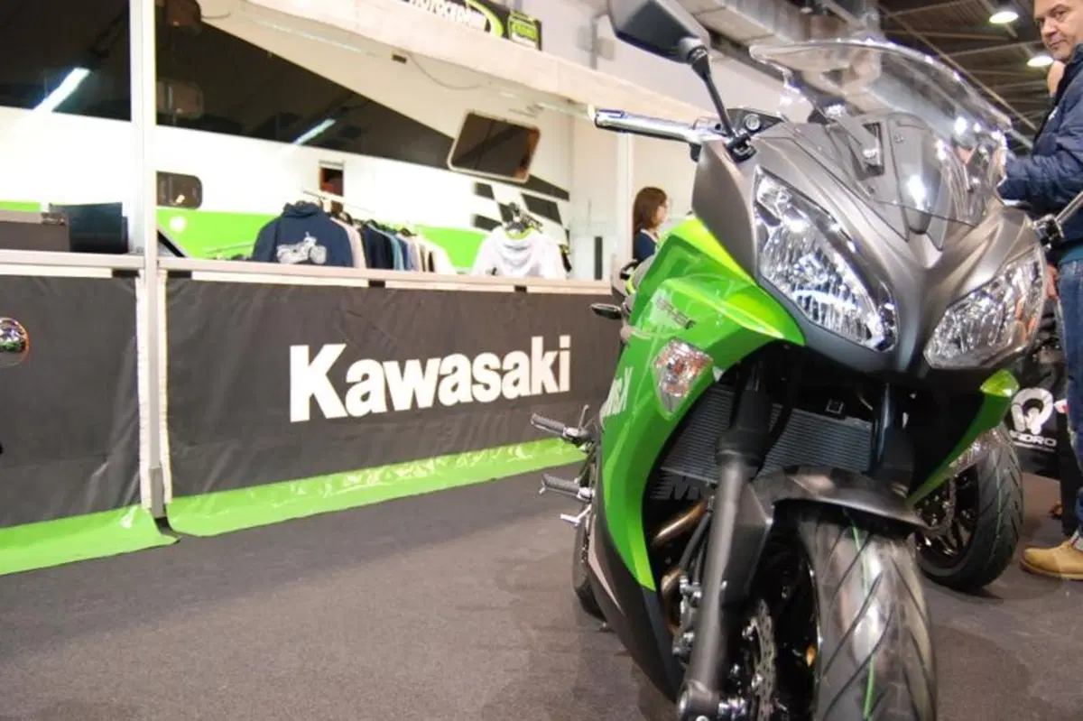 Motor Bike Expo 2014. Kawasaki porta il J300 e stupisce con la Z1000 (8)