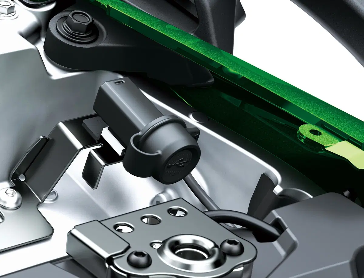 EICMA 2021, le novità: Kawasaki Ninja H2 SX SE 2022 (8)