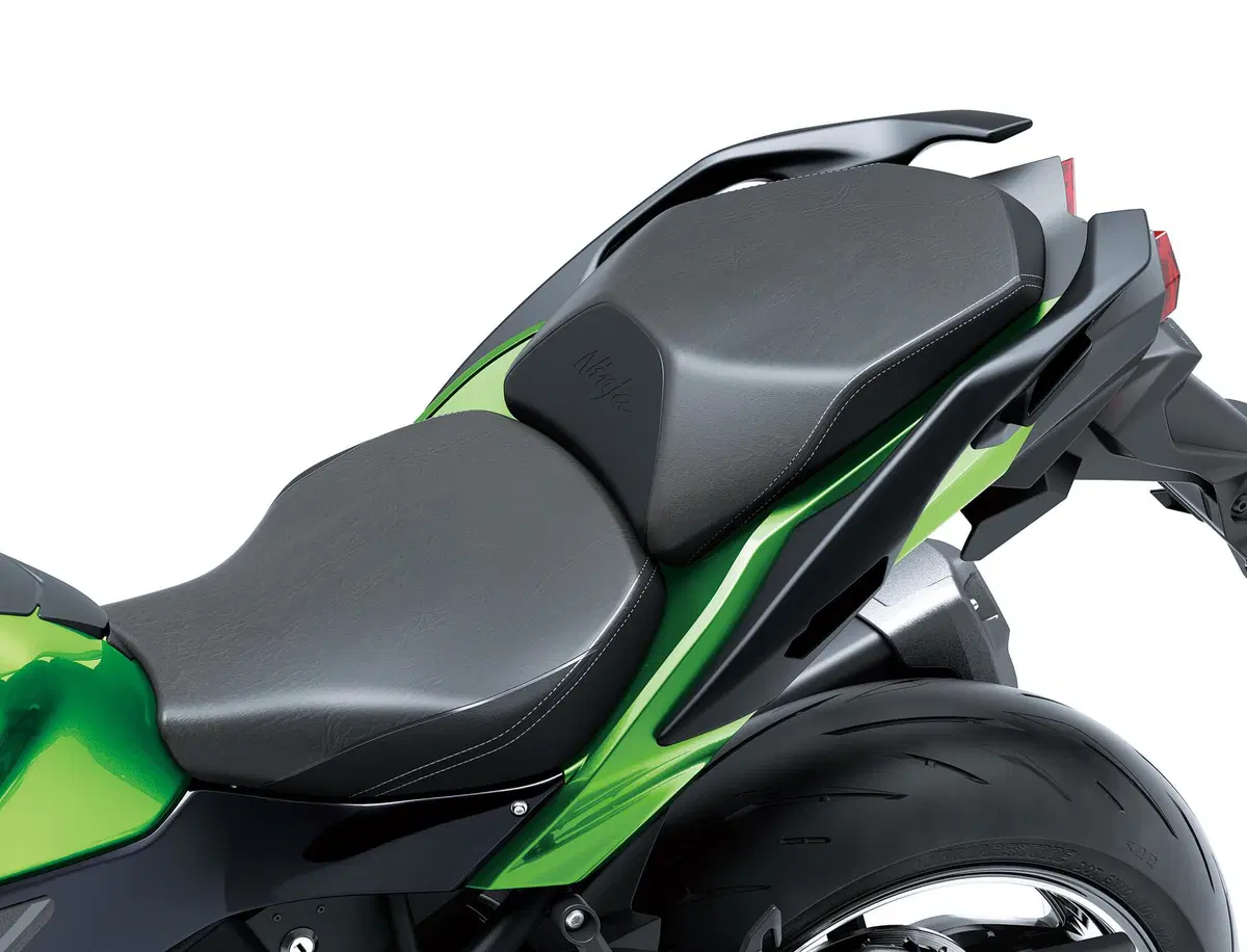 EICMA 2021, le novità: Kawasaki Ninja H2 SX SE 2022 (4)