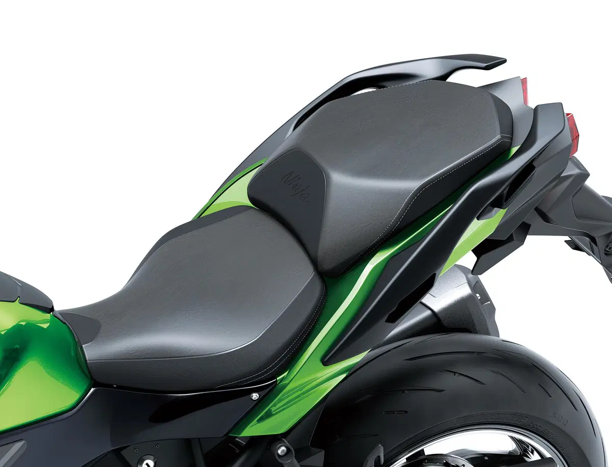EICMA 2021, le novità: Kawasaki Ninja H2 SX SE 2022 (7)
