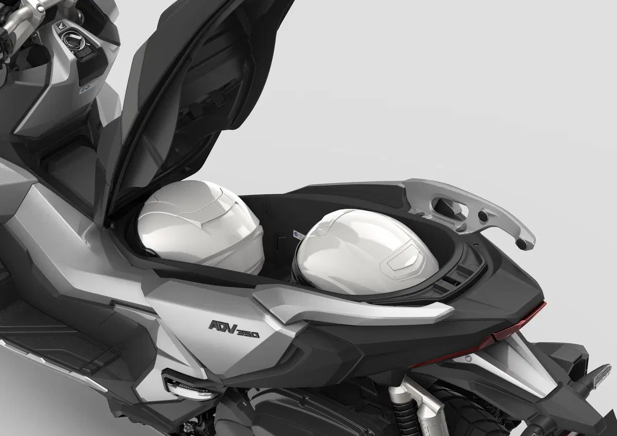 EICMA 2021, le novità: Honda ADV 350 (3)
