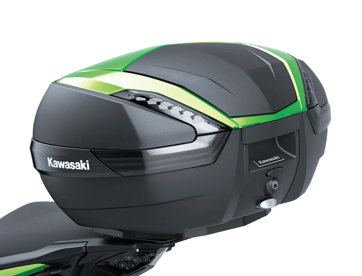 EICMA 2021, le novità: Kawasaki Versys 650 2022